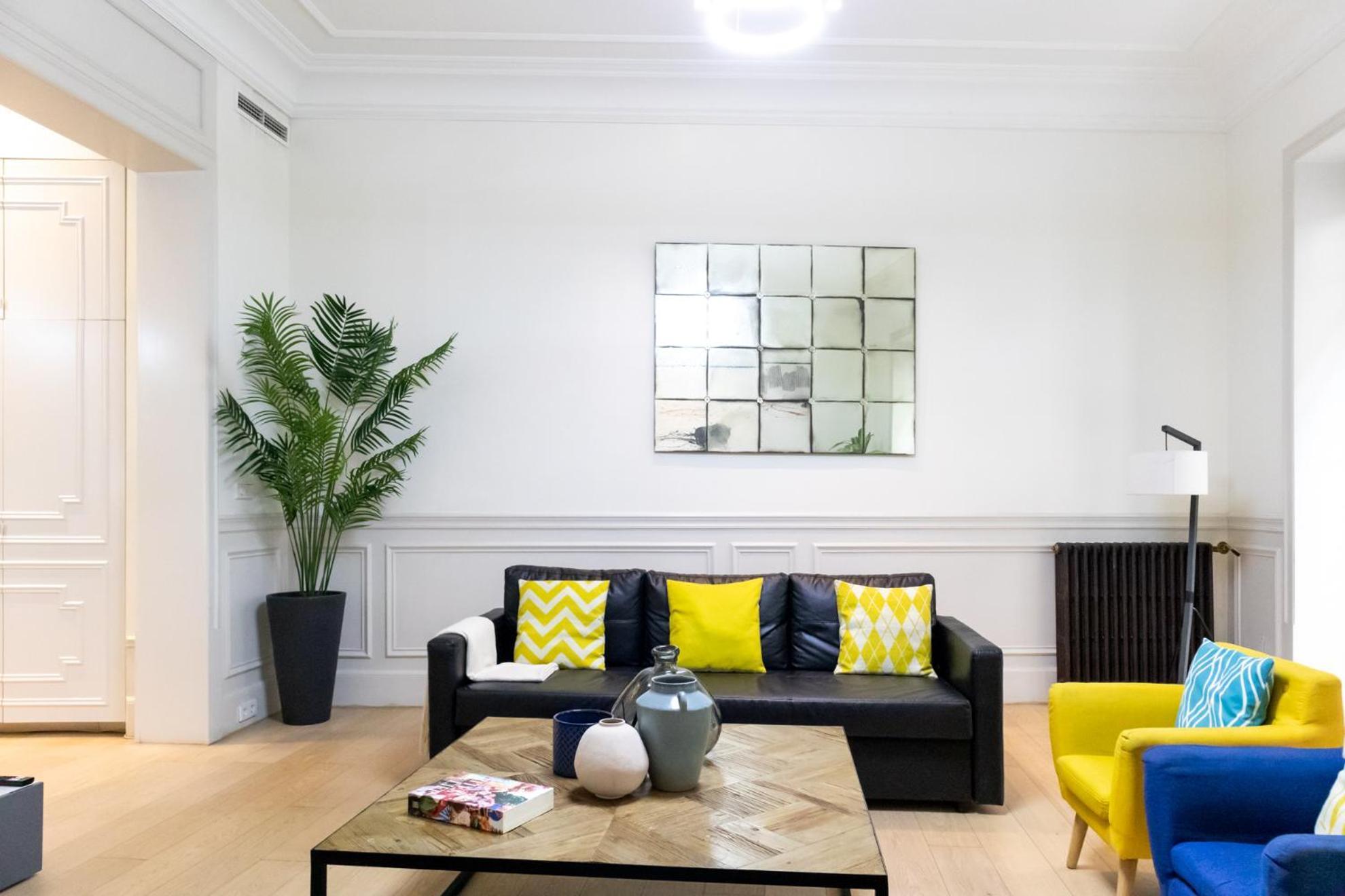 Ever House - Chueca-Gran Via Madrid Exterior photo