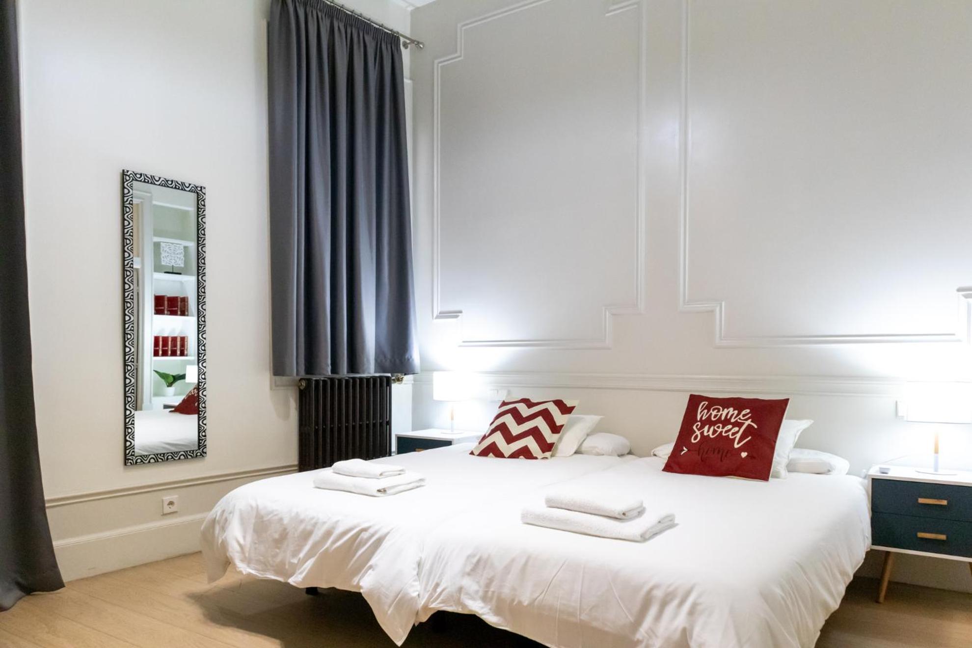 Ever House - Chueca-Gran Via Madrid Exterior photo